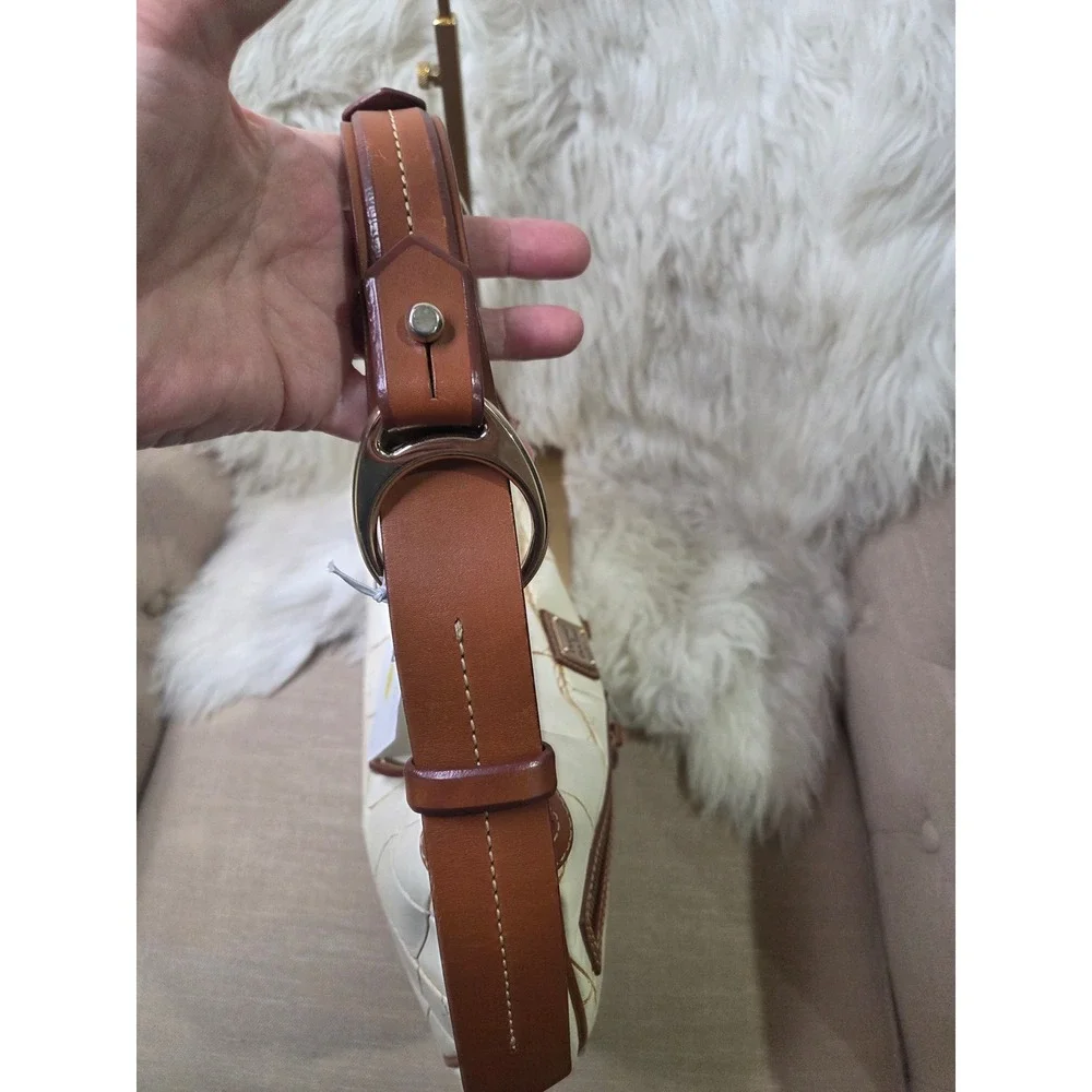 DB98 Dooney & Bourke croc embossed bag